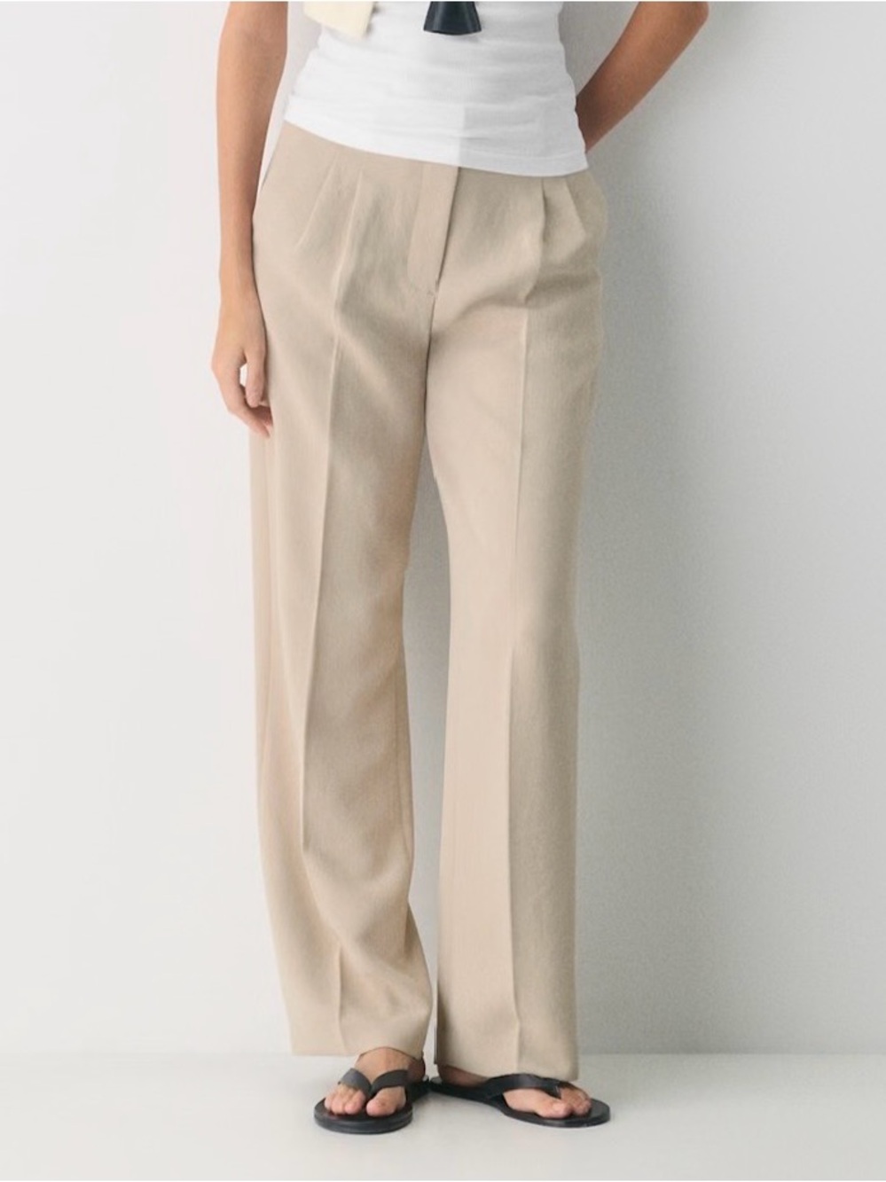Aritzia Effortless Pants - Size 10